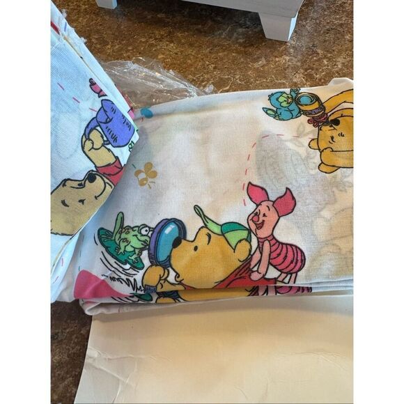 Vintage Y2K Winnie the Pooh 63” drapes 100 acre collection poohs garden - Picture 4 of 5
